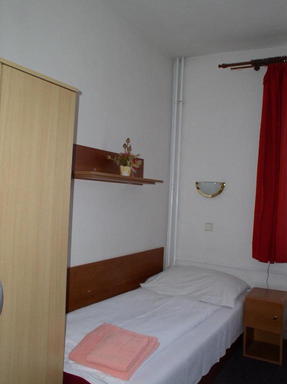 Lazensky Lecebny Dum Praha Otel Luhačovice Oda fotoğraf